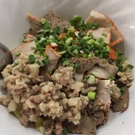 ร้านเจริญบะหมี่