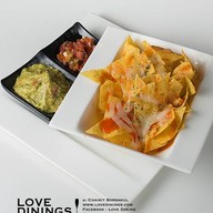 Executive Club Terrace @ Holiday Inn Pattaya