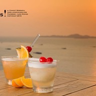 Executive Club Terrace @ Holiday Inn Pattaya