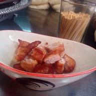 เจ๊จุก หมูทอด แดดเดียว