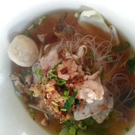 ก๋วยเตี๋ยวเรือหน้าอำเภอ