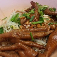 ก๋วยเตี๋ยวไก่มะระนายหาญ