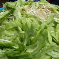 ก๋วยเตี๋ยวไก่มะระนายหาญ