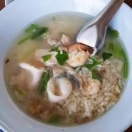 ร้านเจ๊ส้มลิ้ม