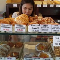 ฟลิ้นส์-วันเบอร์เกอรี่ ฉลอง