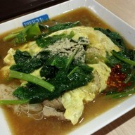 เจ๊อ้วน แชมป์ราดหน้าเยาวราช