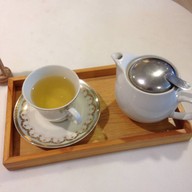 Peony Tea Shop  สีลม คอมเพล็กซ์