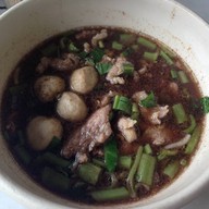 ก๋วยเตียวเรืออยุธยา แม่จิตร