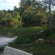 บ้านสวนสายธารรีเวอร์ไซด์