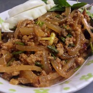 ข้างแกงป้าแต๋ว