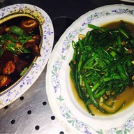 ร้านฮุ้ยเกียงโภชนา