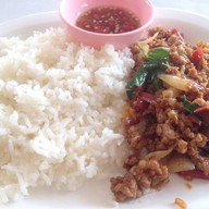 หอยทอด ผัดไทย นายนัฐ (อ้วนจัง)