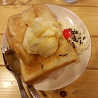 ร้าน๑๑๑