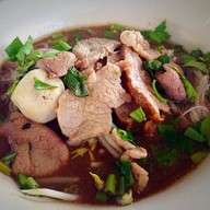 ก๋วยเตี๋ยวรวมมิตร วัดบัวขวัญ