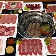 KAMPANG BEEF Butchet & Grill Festival walk