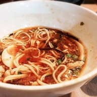 Chiseng Lamian ซีคอนสแควร์