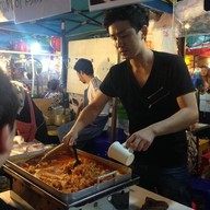 TOBOKKI Oppa มาแล้ว ตลาดนัดรถไฟ รัชดา