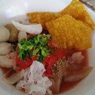 ก๋วยเตี๋ยวม้าทอง