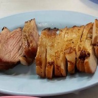 ลาบร้อยเอ็ดแซ่บเกินร้อย