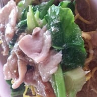 เจน ราดหน้าหมูหมัก