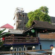 Love Bridge House