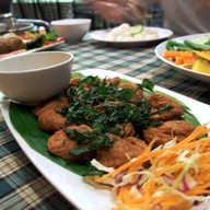 เฮือนหลวงพระบาง