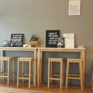 LEE'S CAFE