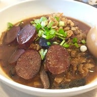 ก๋วยเตี๋ยวหลอด ไม่ผ่าน