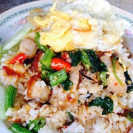 ร้านอาหารตามสั่งบาสอิ่มทิพย์