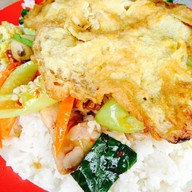 ร้านอาหารตามสั่งบาสอิ่มทิพย์