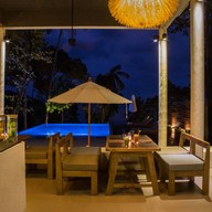 Treetip Restauarant (Nest Sense Resort)