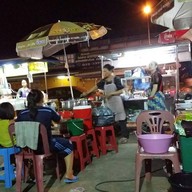 ข้าวต้มปลากะก๋วยจั๊บ