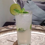 Al Majlis อโศก