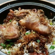 Heun Kee Clay Pot