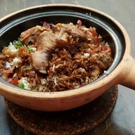 Heun Kee Clay Pot