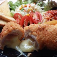 Tony Steak cafe' คลองหก