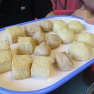 เต้าหู้ปลา + ลูกชิ้นกุ้ง + เต้าหู้ชีส