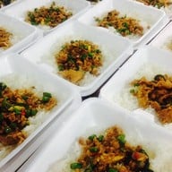 ร้านตุ๊ก อาหารตามสั่ง สวนรถไฟ