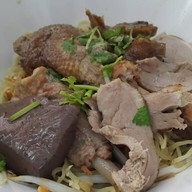 ชามโตก๋วยเตี๋ยวเป็ด