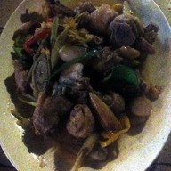 บ้านน้ำล้อม