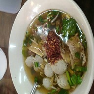 ก๋วยเตี๋ยวเนื้อป้ามล