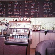 wakecup coffee & bakery เอสโซ่ เทพารักษ์ กม.8