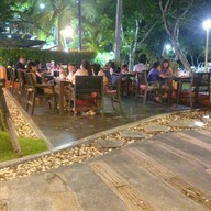 ศาลาทะเลบิสโตร อ่าวนาง