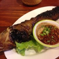 ช.ช้าง ส้มตำยกครก ธรรมศาสตร์ ศูนย์รังสิต