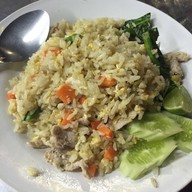 ฟ้อนแฟงอารีด่อย