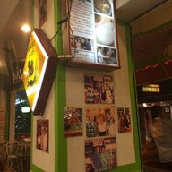 ร้านอาหารเจ๊แดง