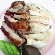 สอาดศรี ข้าวมันไก่