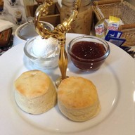 Peony Tea Shop  สีลม คอมเพล็กซ์