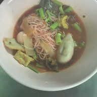 ตุ๊กก๋วยเตี๋ยวเย็นตาโฟ