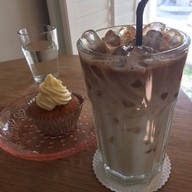 The Fat Beagle Cafe & Bake Shoppe